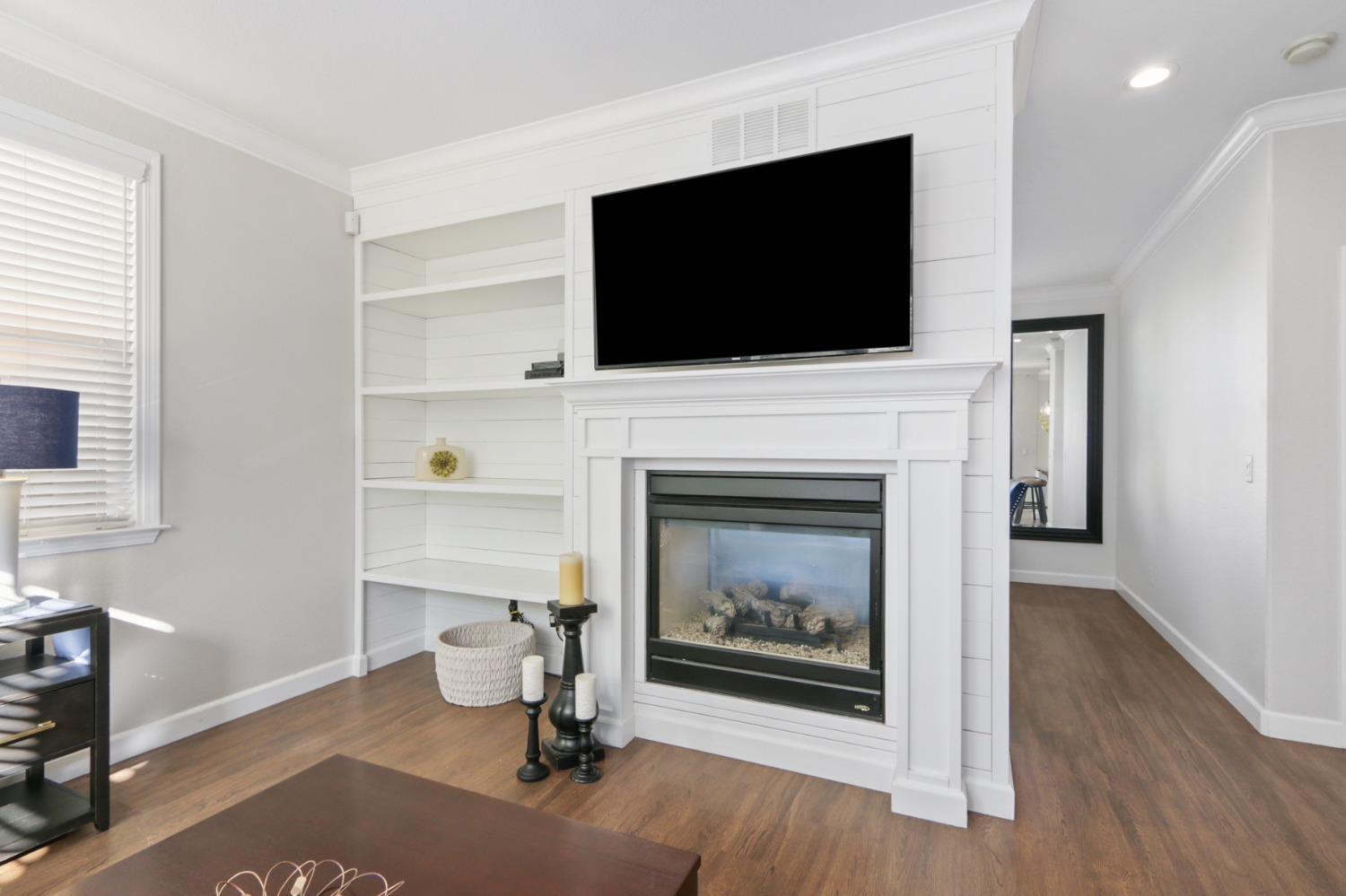 Detail Gallery Image 15 of 58 For 8397 Crystal Walk Cir, Elk Grove,  CA 95758 - 4 Beds | 2/1 Baths