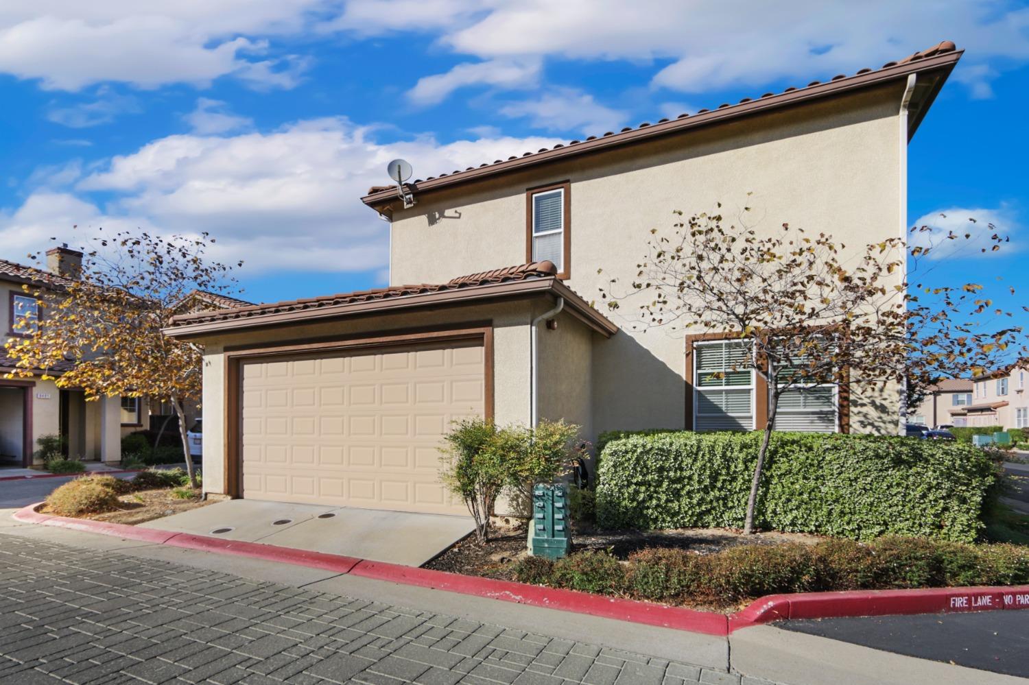 Detail Gallery Image 55 of 58 For 8397 Crystal Walk Cir, Elk Grove,  CA 95758 - 4 Beds | 2/1 Baths