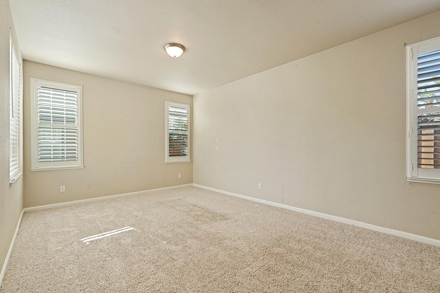 Detail Gallery Image 15 of 42 For 431 via Marco Ln, Lodi,  CA 95240 - 4 Beds | 2/1 Baths