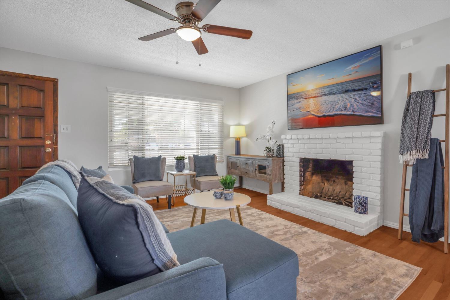 Detail Gallery Image 6 of 31 For 451 Marie Ave, Tracy,  CA 95376 - 3 Beds | 2 Baths