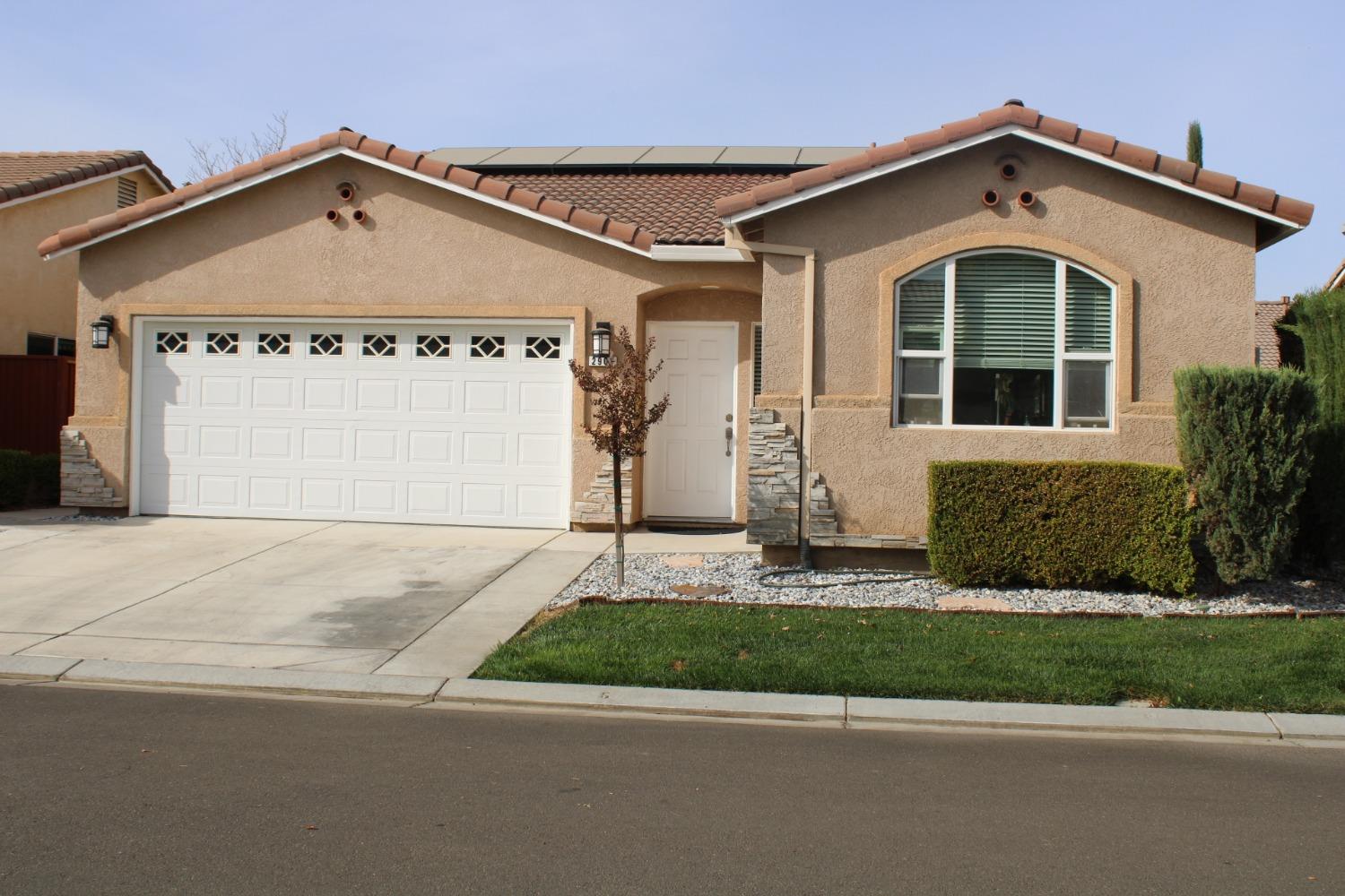 Detail Gallery Image 1 of 41 For 2901 Las Flores Cir, Los Banos,  CA 93635 - 2 Beds | 2 Baths