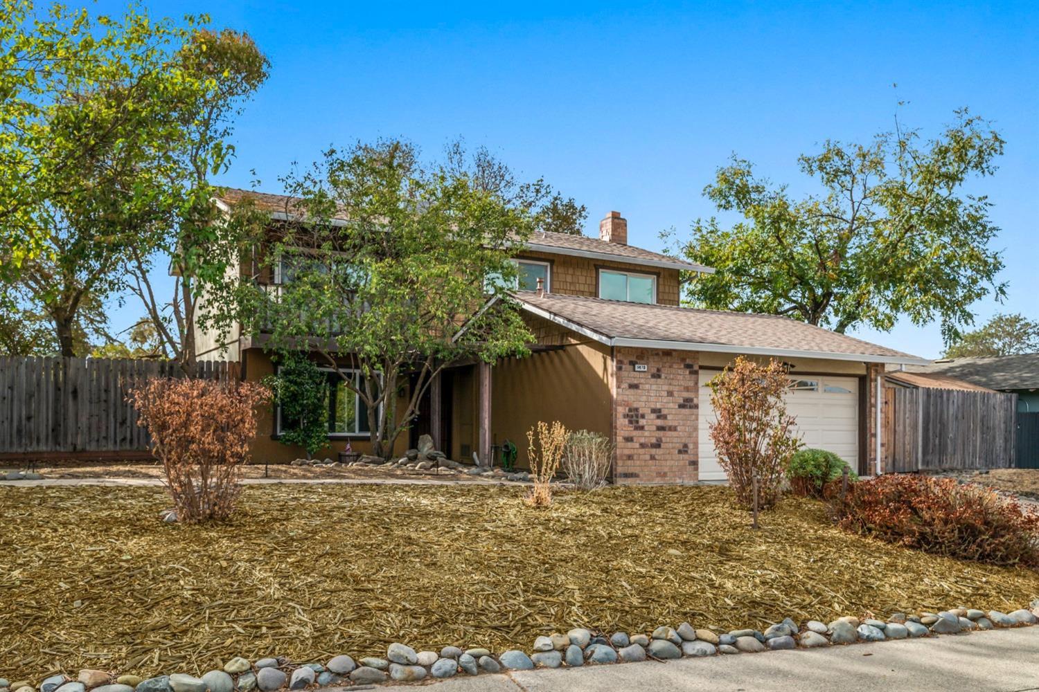 Detail Gallery Image 3 of 40 For 9470 Butterfield Way, Sacramento,  CA 95827 - 4 Beds | 2/1 Baths