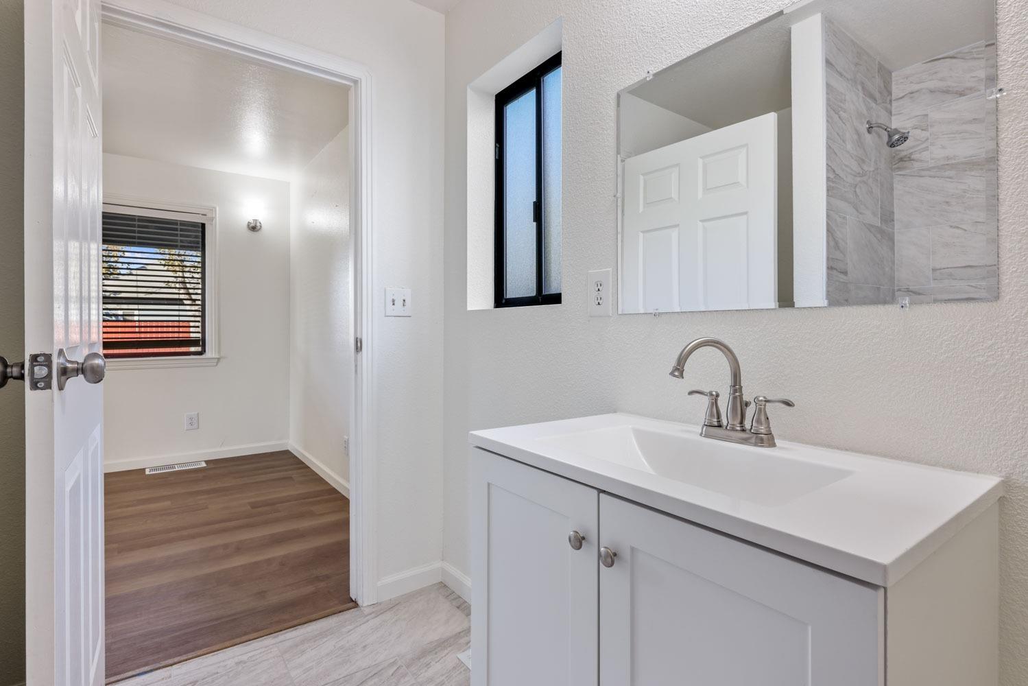 Detail Gallery Image 24 of 41 For 334 Vermont Ave, Turlock,  CA 95380 - 3 Beds | 2 Baths