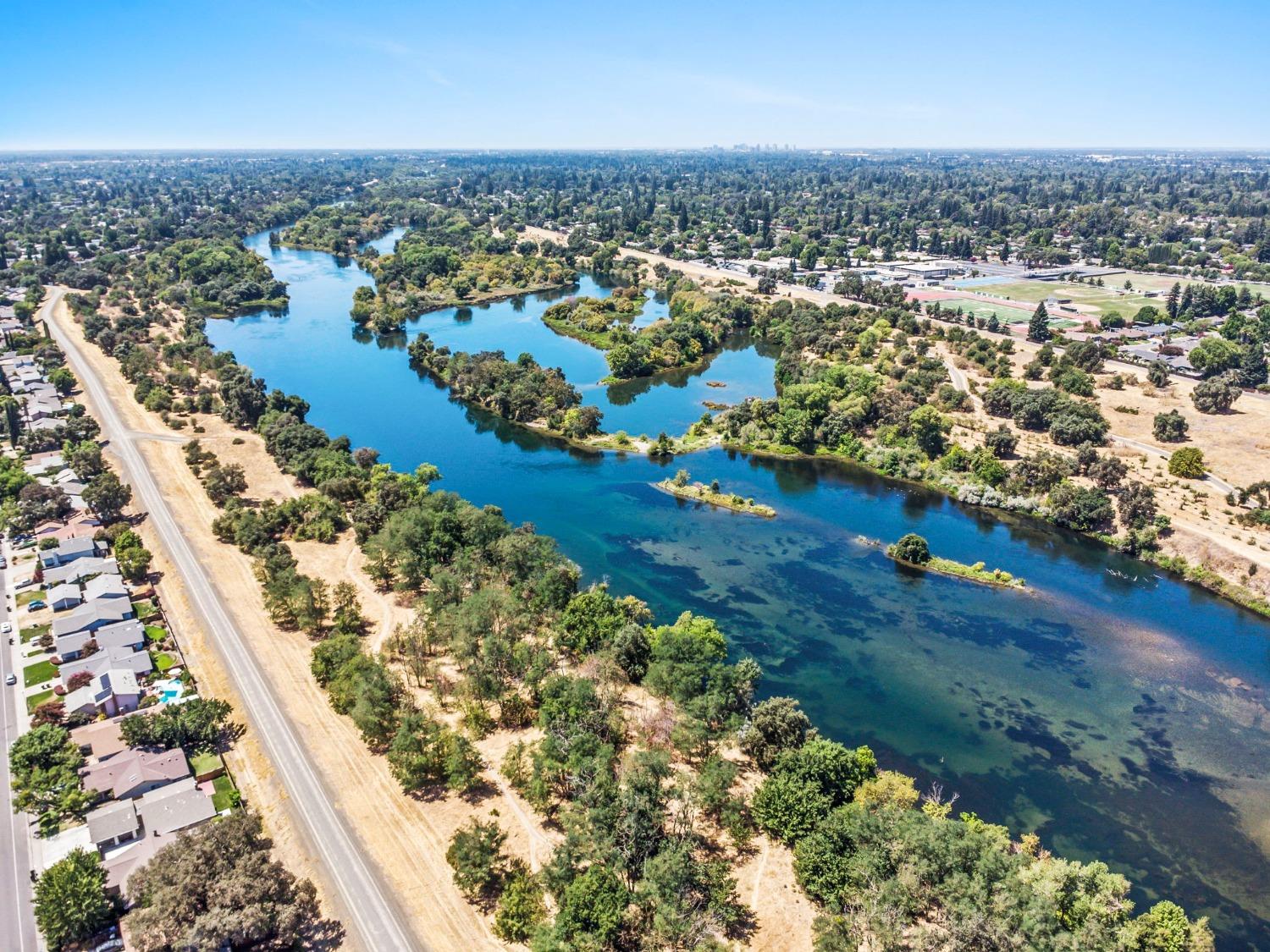 Detail Gallery Image 39 of 40 For 9470 Butterfield Way, Sacramento,  CA 95827 - 4 Beds | 2/1 Baths