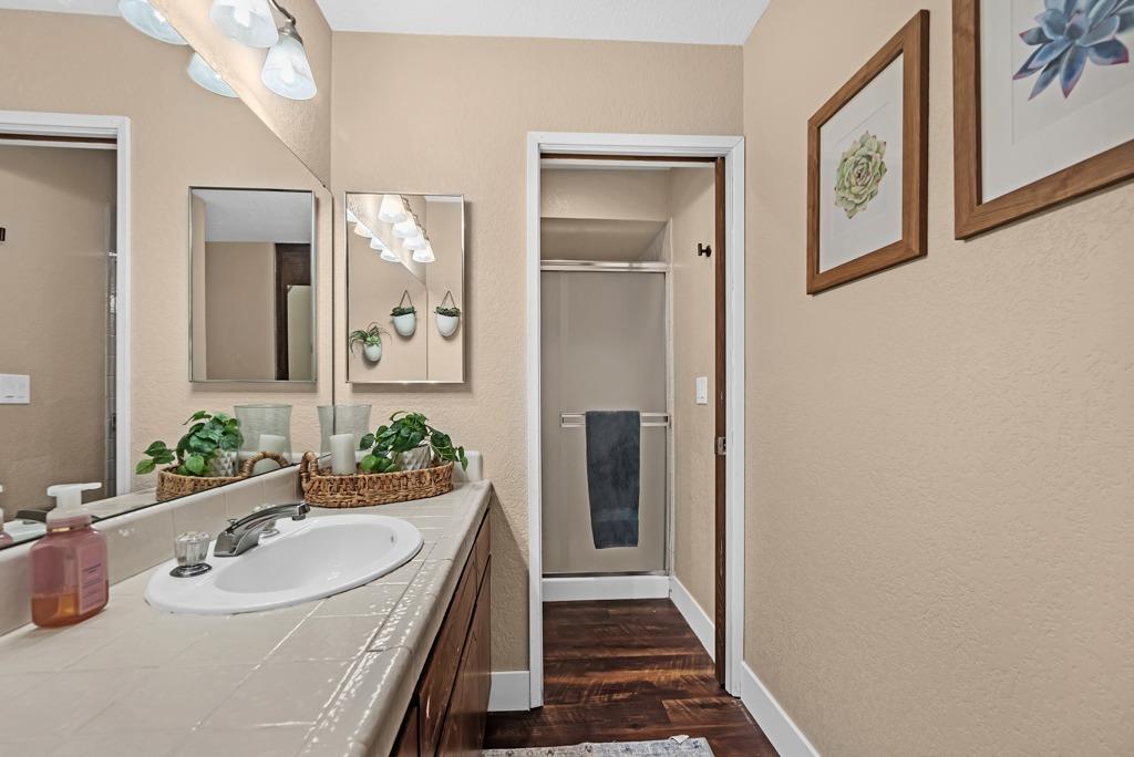 Detail Gallery Image 26 of 42 For 1138 Ravine View Dr, Roseville,  CA 95661 - 2 Beds | 2 Baths