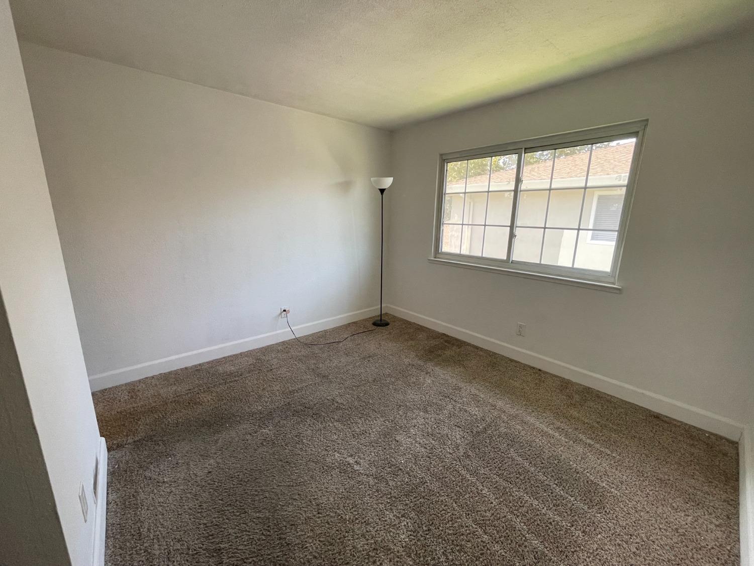 Detail Gallery Image 17 of 26 For 4605 Greenholme Dr #2,  Sacramento,  CA 95842 - 2 Beds | 1 Baths