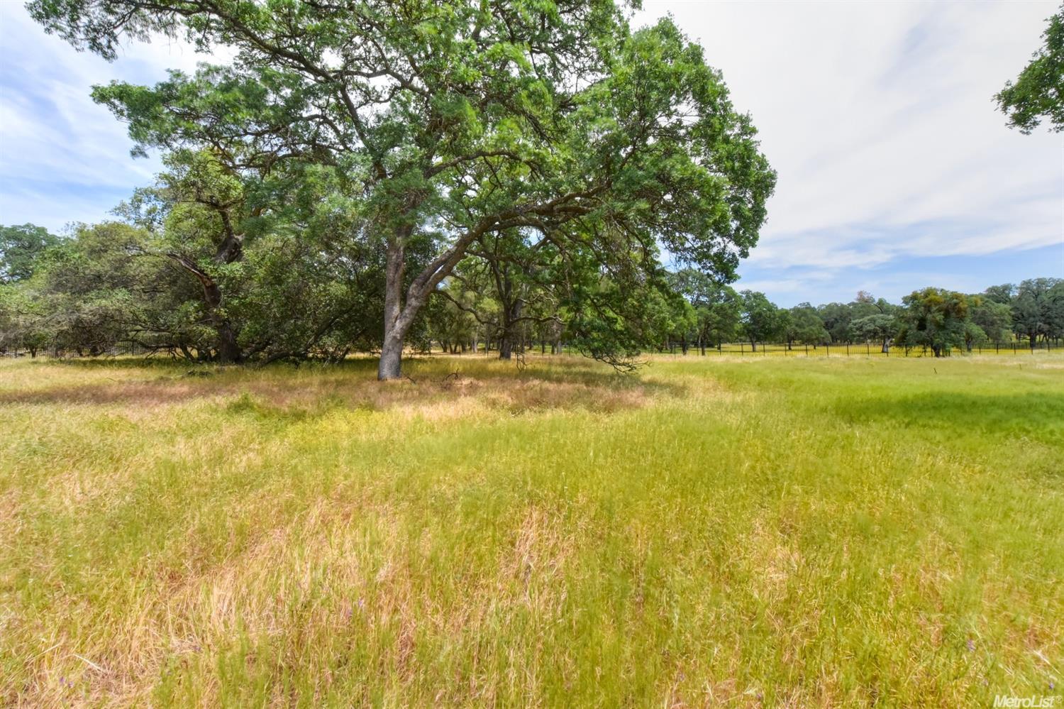 Detail Gallery Image 4 of 10 For 353 El Greco Ct, El Dorado Hills,  CA 95762 - – Beds | – Baths