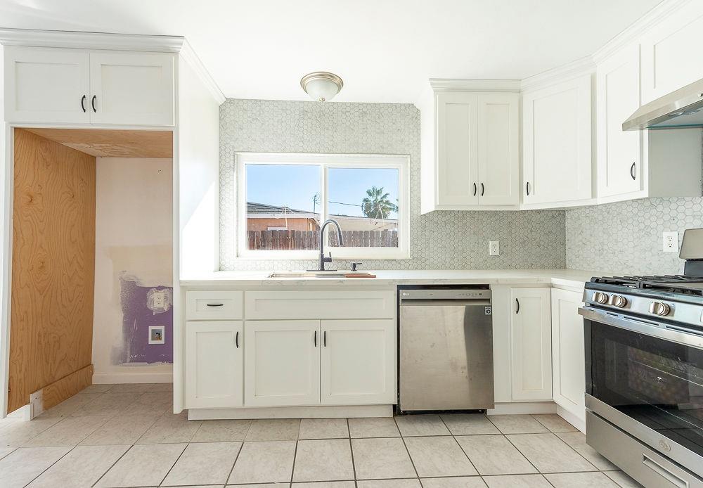 Detail Gallery Image 17 of 56 For 1313 Orange Ave, Chowchilla,  CA 93610 - 4 Beds | 2 Baths