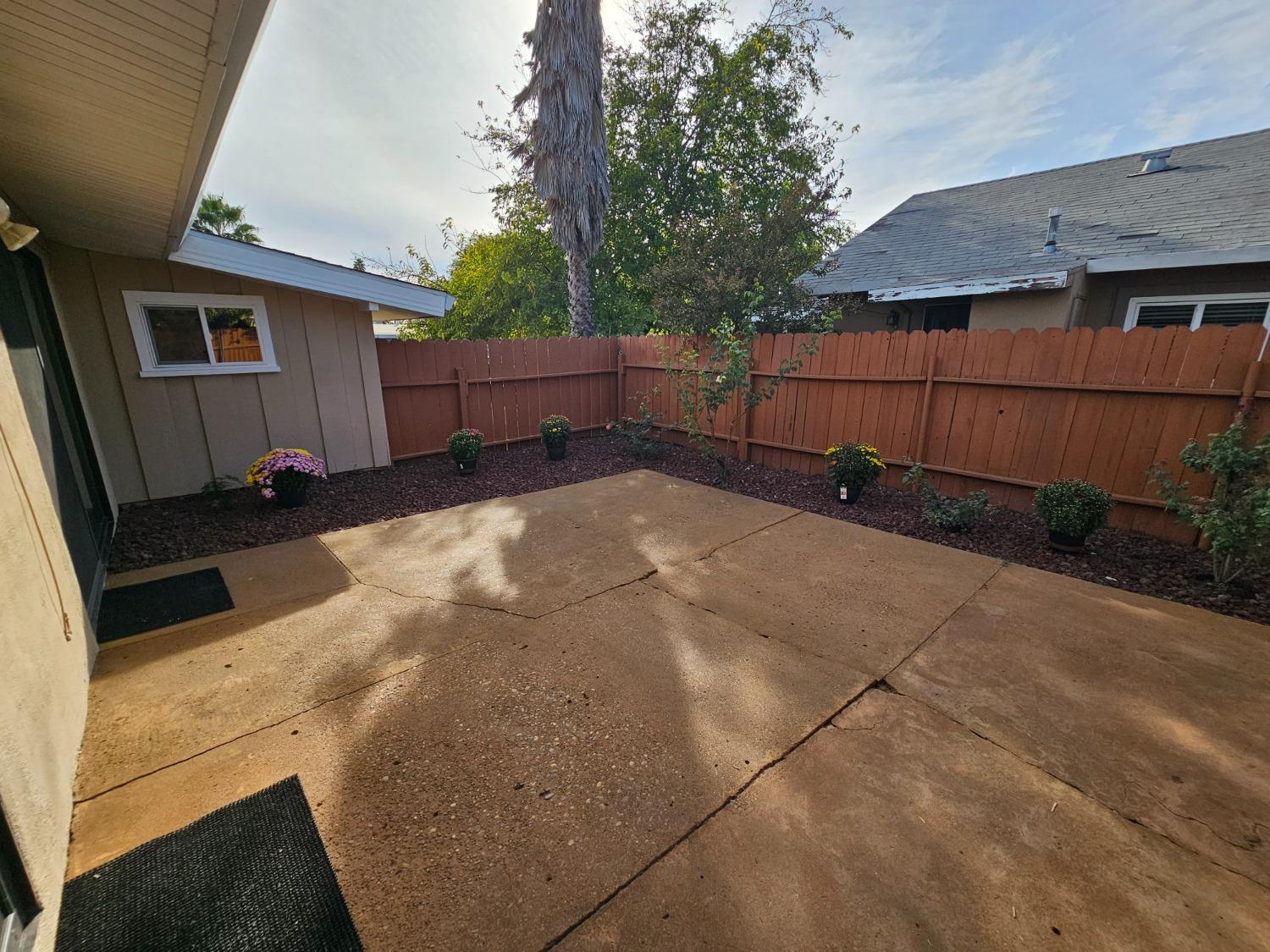 Detail Gallery Image 31 of 38 For 3621 Floral Dr, Sacramento,  CA 95660 - 3 Beds | 2 Baths