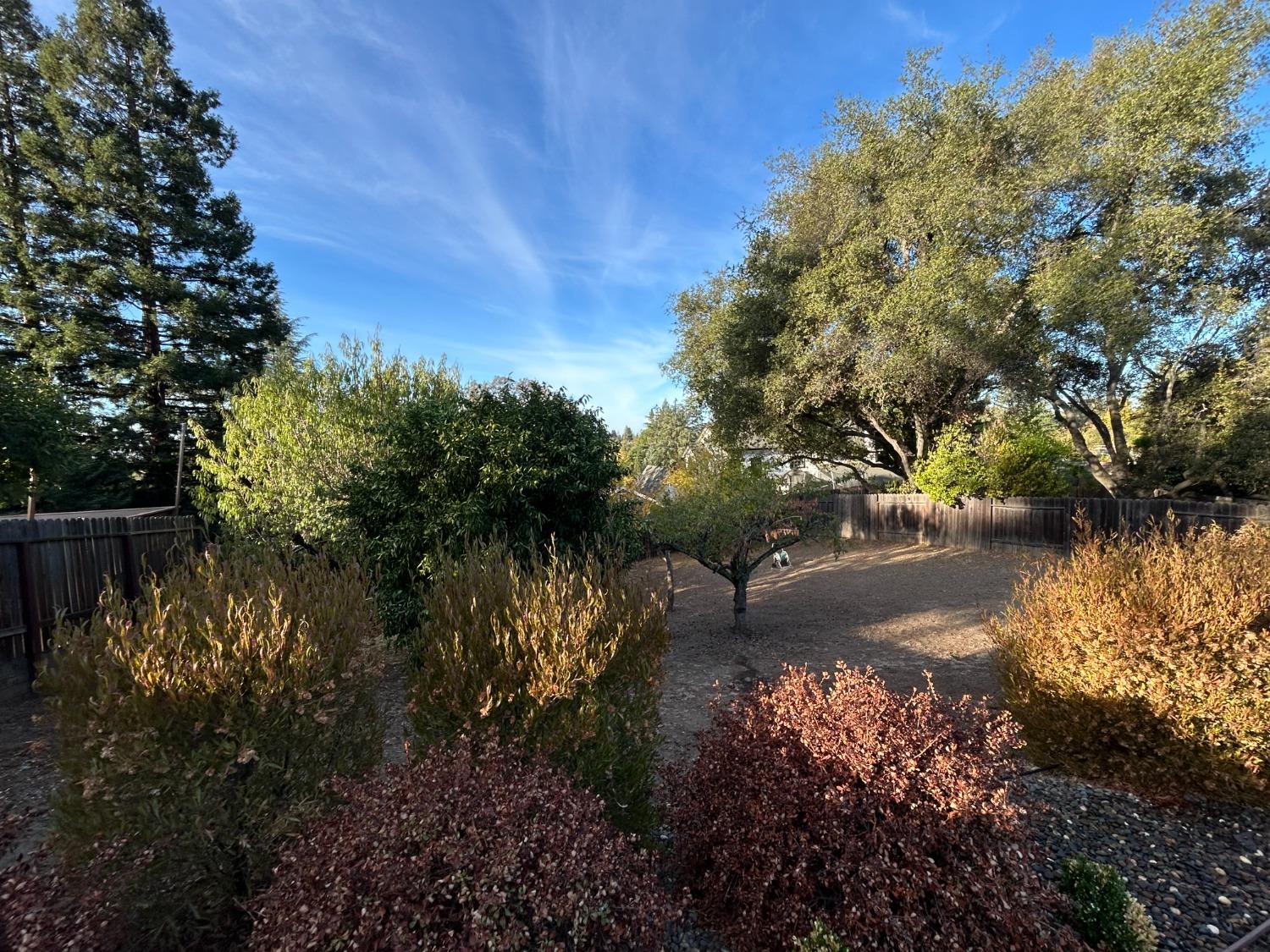 Detail Gallery Image 6 of 6 For 9872 Oakplace East, Folsom,  CA 95630 - 3 Beds | 2/1 Baths