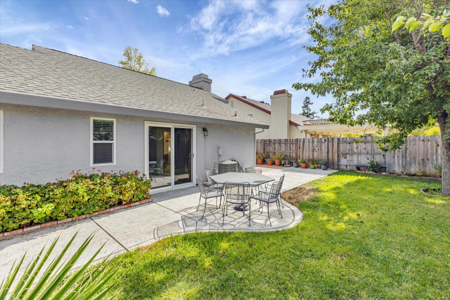 Detail Gallery Image 36 of 39 For 8090 Hawick Way, Sacramento,  CA 95829 - 3 Beds | 2 Baths