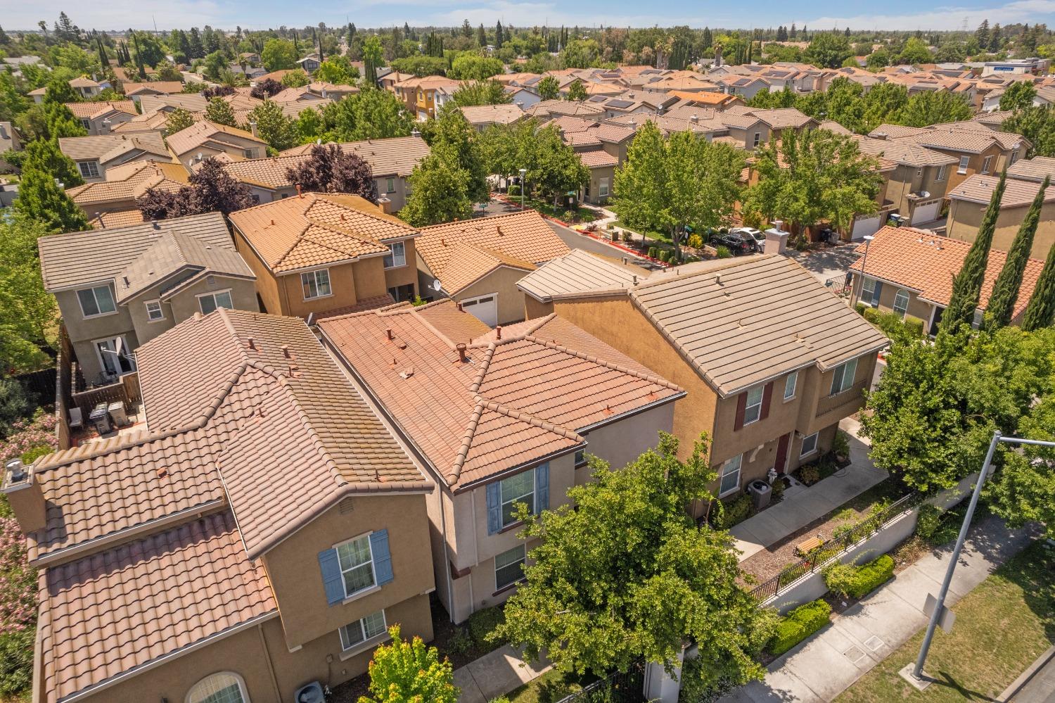 Detail Gallery Image 39 of 61 For 7880 Abramo Walk, Sacramento,  CA 95823 - 3 Beds | 2/1 Baths