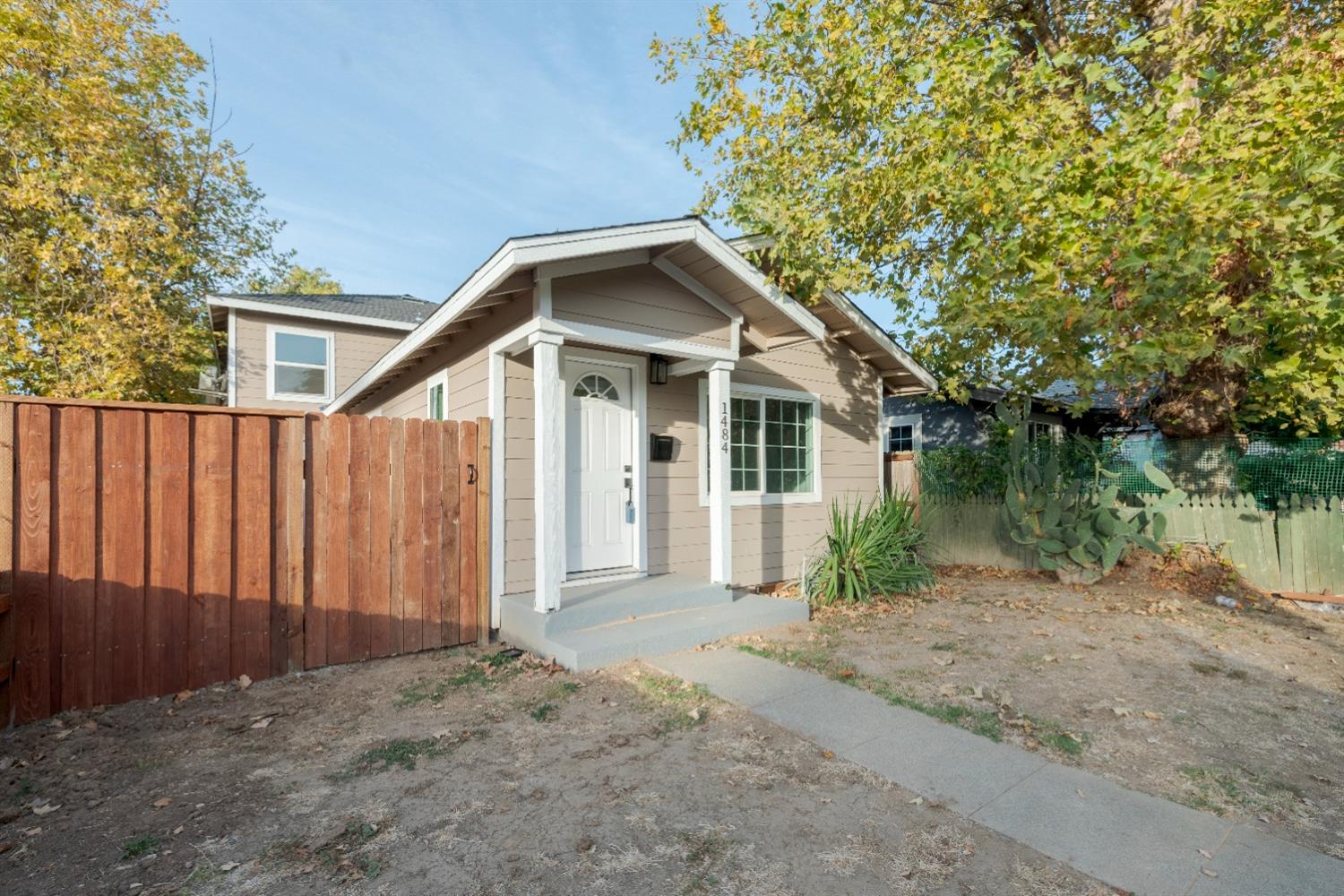 Detail Gallery Image 9 of 68 For 1484 Peach St, Gridley,  CA 95948 - 4 Beds | 2/1 Baths