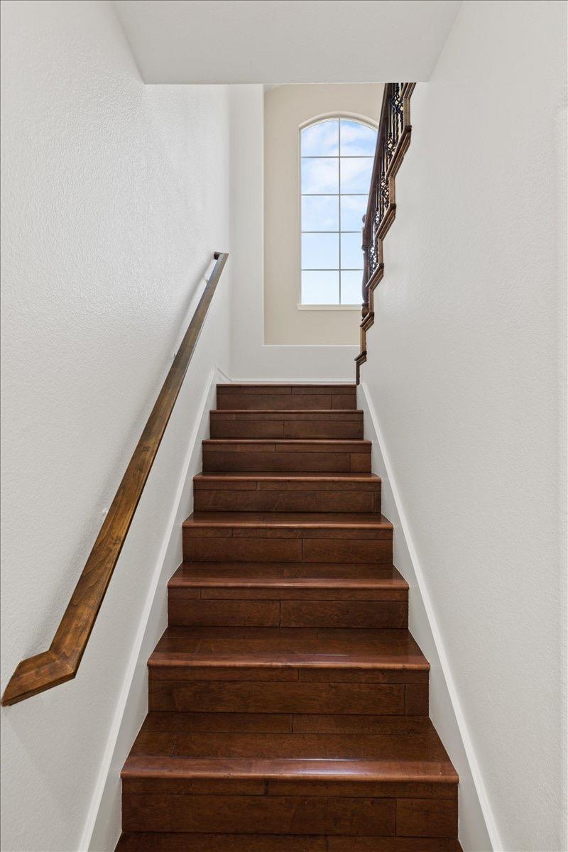 Detail Gallery Image 29 of 52 For 1789 Alicante Dr, Roseville,  CA 95747 - 5 Beds | 4/1 Baths