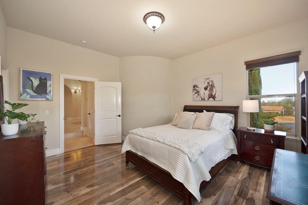 Detail Gallery Image 33 of 99 For 100 Roberts Pl, Roseville,  CA 95661 - 5 Beds | 4/1 Baths