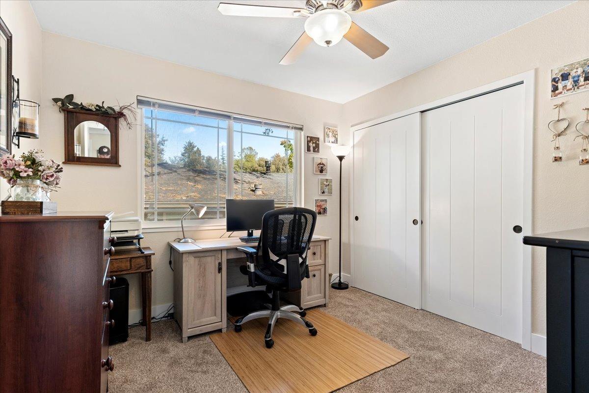 Detail Gallery Image 23 of 56 For 17903 Jayhawk Dr, Penn Valley,  CA 95946 - 3 Beds | 2 Baths