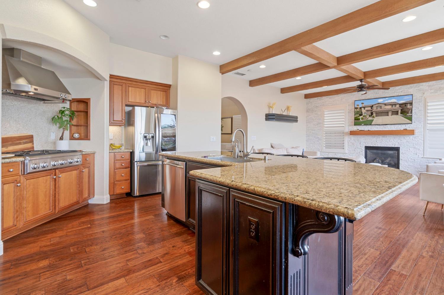 Detail Gallery Image 20 of 43 For 3977 Castellina Way, Manteca,  CA 95337 - 4 Beds | 2/1 Baths