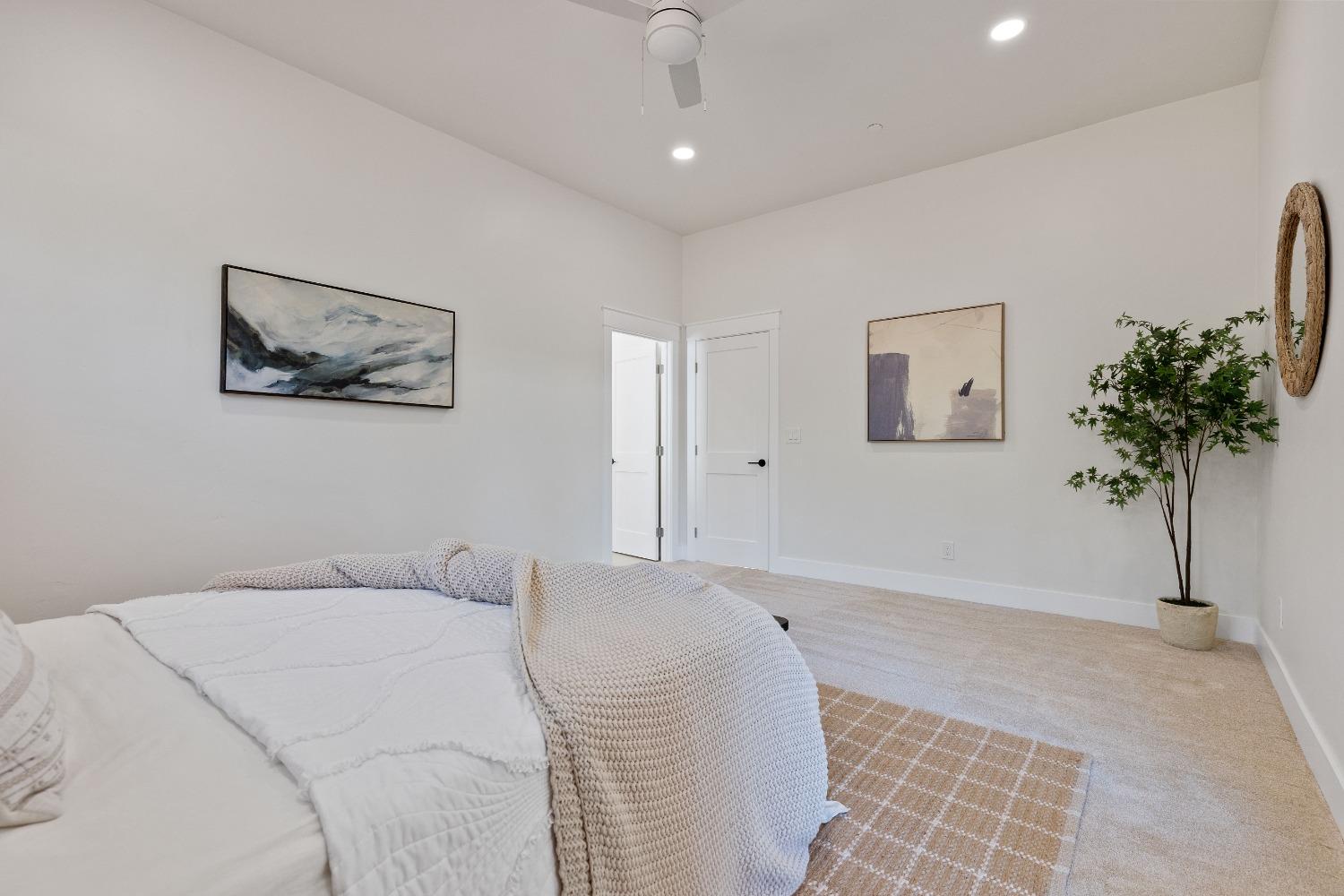 Detail Gallery Image 32 of 48 For 4025 Lakeview Dr, Shingle Springs,  CA 95682 - 4 Beds | 2/1 Baths