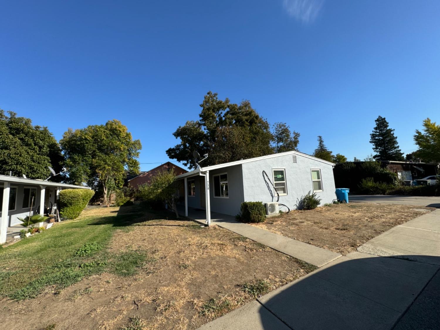 Detail Gallery Image 3 of 18 For 739 Sloss Ave, Yuba City,  CA 95991 - – Beds | – Baths