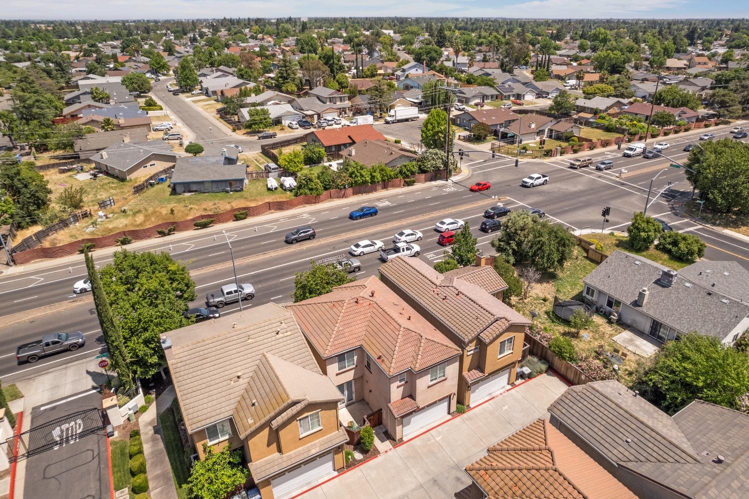 Detail Gallery Image 49 of 61 For 7880 Abramo Walk, Sacramento,  CA 95823 - 3 Beds | 2/1 Baths