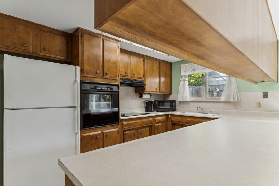 Detail Gallery Image 15 of 39 For 4968 Diablo Dr, Sacramento,  CA 95842 - 4 Beds | 2 Baths