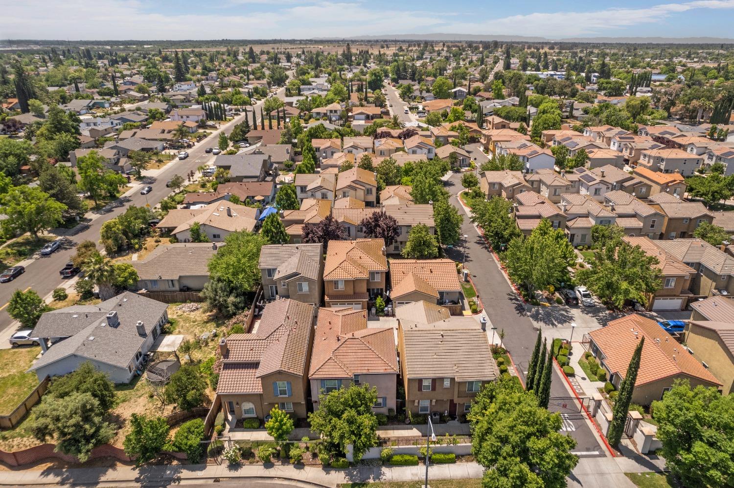 Detail Gallery Image 60 of 61 For 7880 Abramo Walk, Sacramento,  CA 95823 - 3 Beds | 2/1 Baths