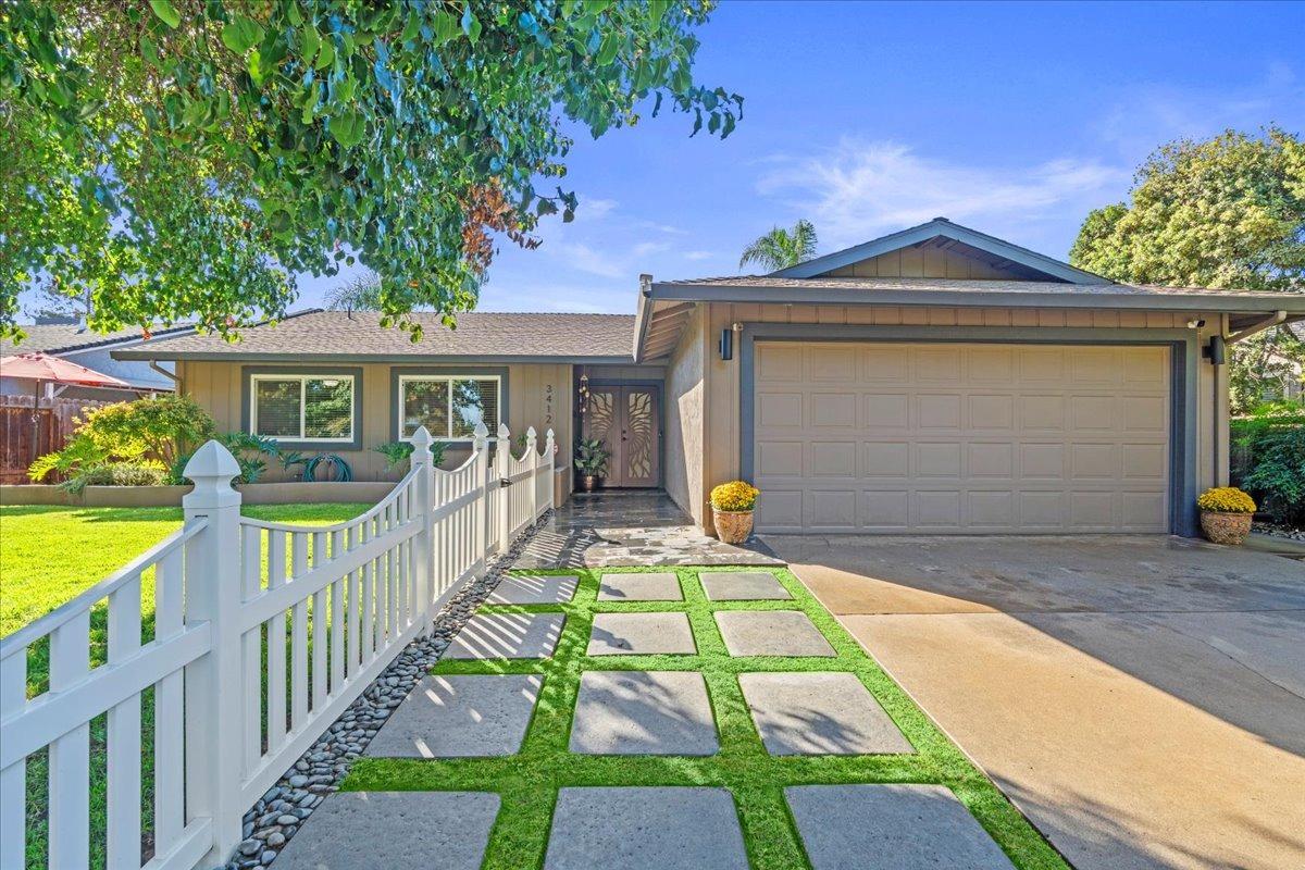 Detail Gallery Image 1 of 37 For 3412 Saginaw Ct, Modesto,  CA 95355 - 3 Beds | 2 Baths