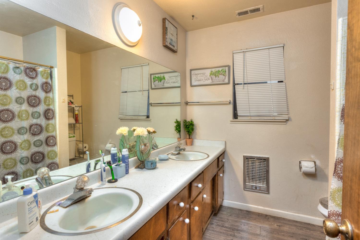 Detail Gallery Image 21 of 24 For 2261 Bert Crane Ave, Atwater,  CA 95301 - 3 Beds | 2 Baths