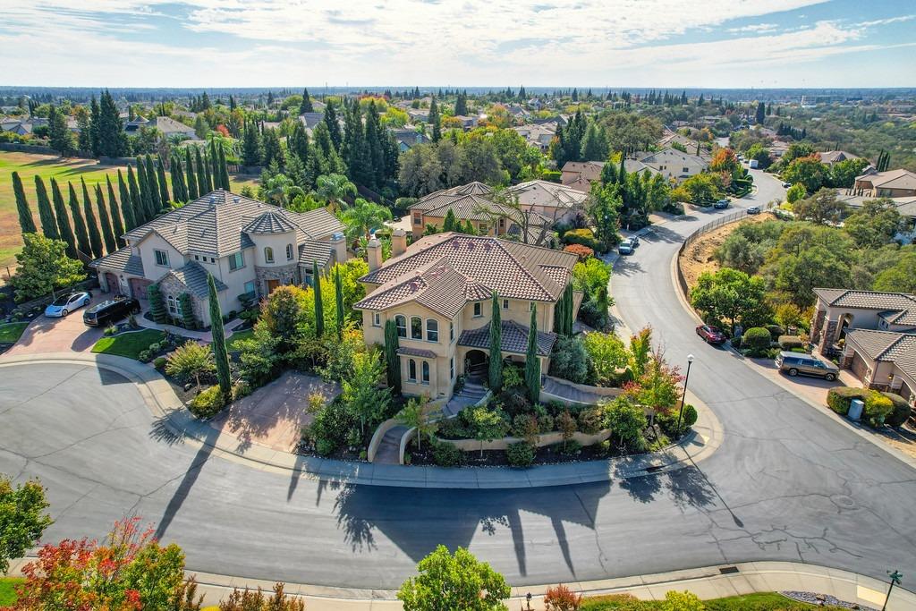 Detail Gallery Image 95 of 99 For 100 Roberts Pl, Roseville,  CA 95661 - 5 Beds | 4/1 Baths