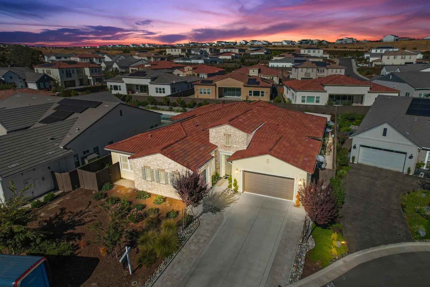 Detail Gallery Image 1 of 66 For 4305 Red Maple Ct, Rocklin,  CA 95765 - 5 Beds | 3/1 Baths