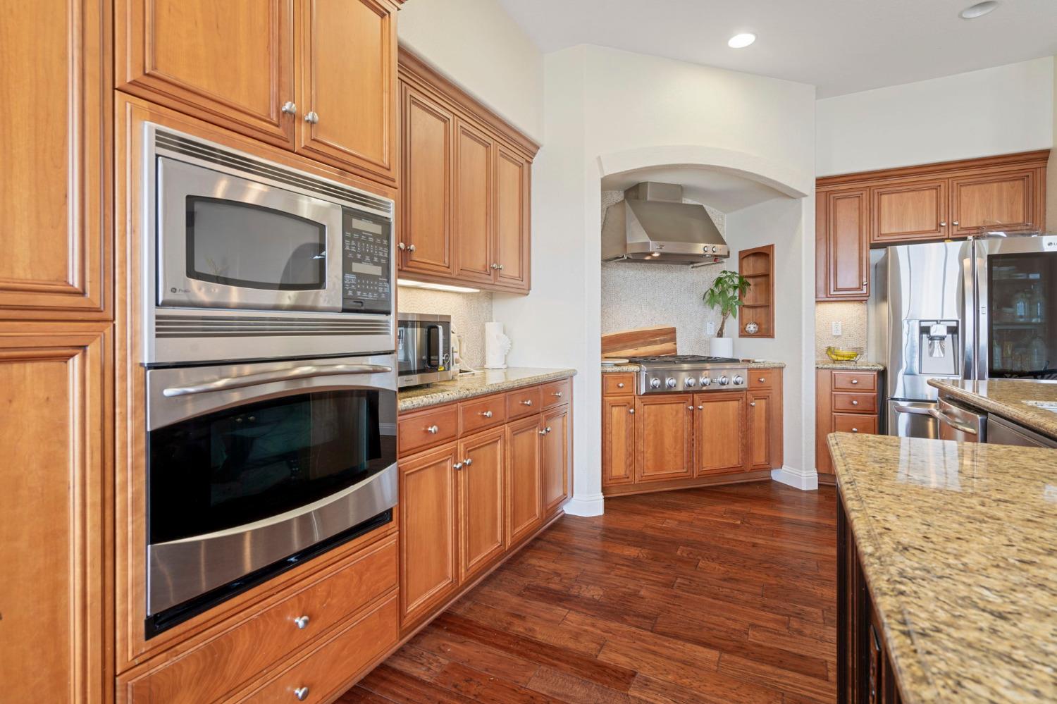 Detail Gallery Image 21 of 43 For 3977 Castellina Way, Manteca,  CA 95337 - 4 Beds | 2/1 Baths