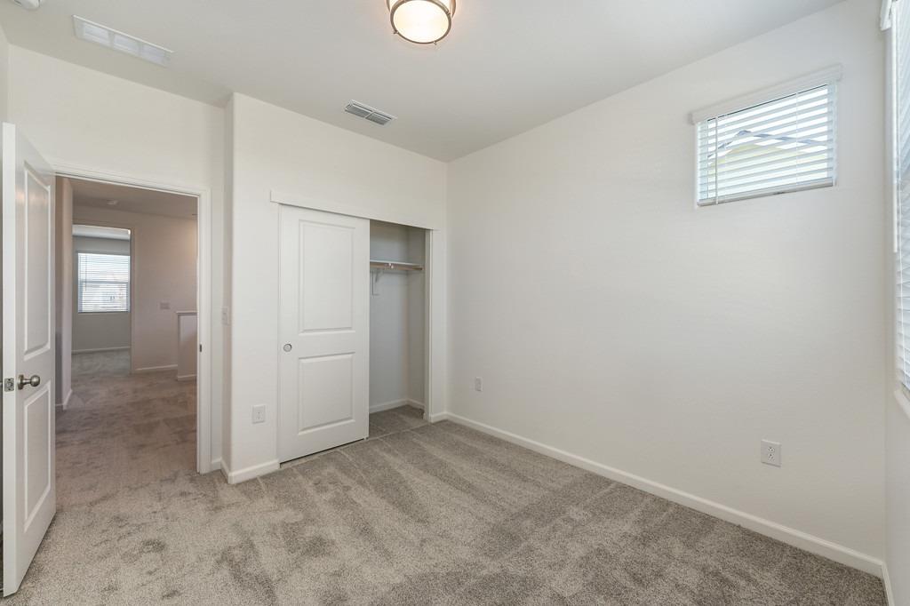 Detail Gallery Image 26 of 38 For 8361 Luan Way, Elk Grove,  CA 95757 - 3 Beds | 2/1 Baths