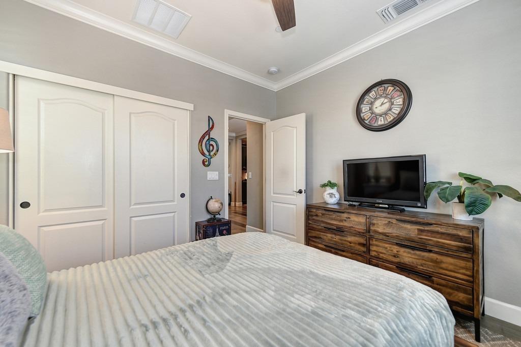 Detail Gallery Image 8 of 48 For 4132 Olga Bay Ln, Sacramento,  CA 95834 - 2 Beds | 2/1 Baths