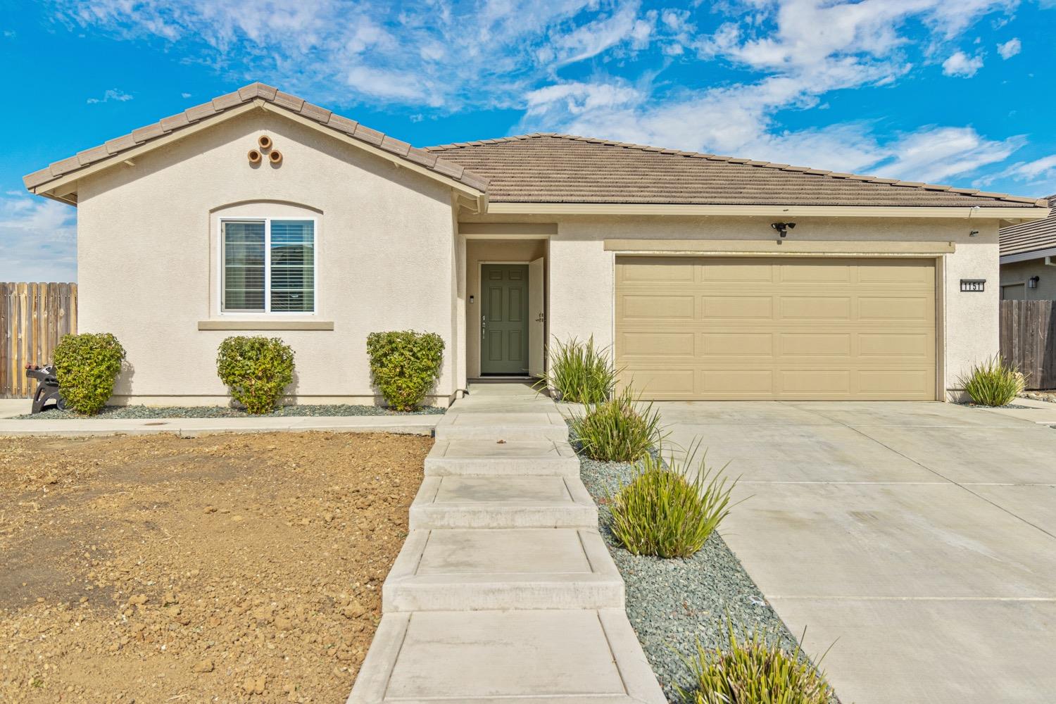 Detail Gallery Image 1 of 29 For 1151 Twinberry St, Plumas Lake,  CA 95961 - 4 Beds | 2 Baths