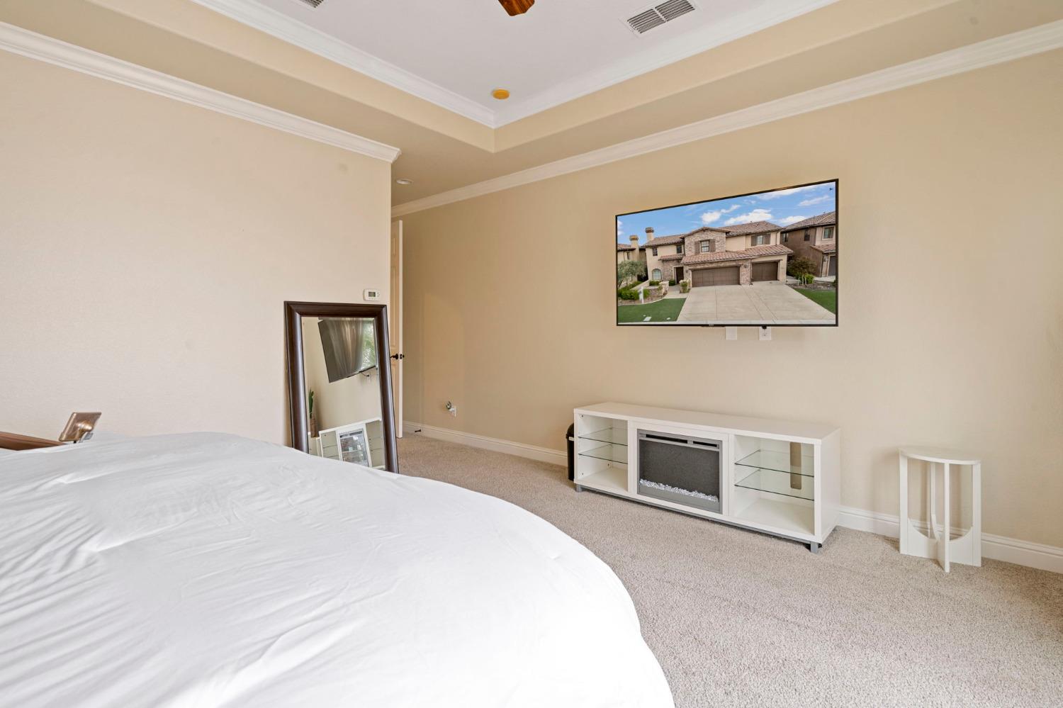 Detail Gallery Image 25 of 43 For 3977 Castellina Way, Manteca,  CA 95337 - 4 Beds | 2/1 Baths