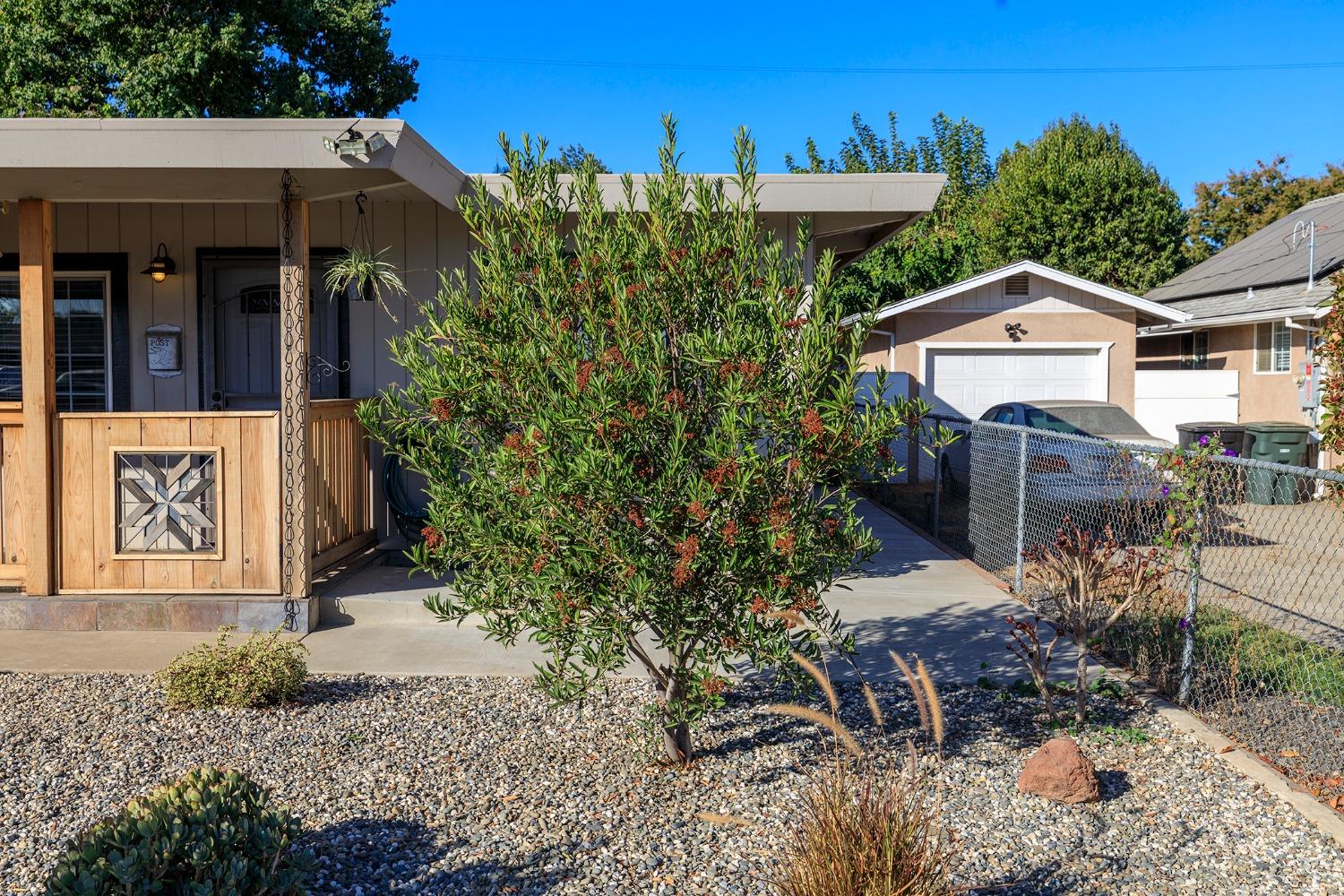 Detail Gallery Image 6 of 51 For 118 Blankenship Ave, Oakdale,  CA 95361 - 3 Beds | 1 Baths