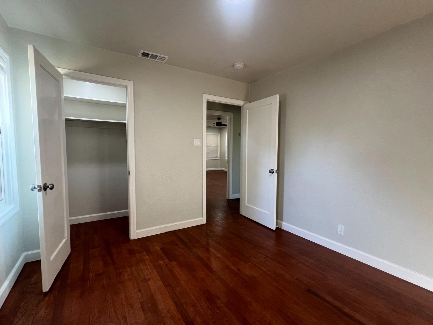 Detail Gallery Image 16 of 31 For 5747 Ortega St, Sacramento,  CA 95824 - 2 Beds | 1 Baths