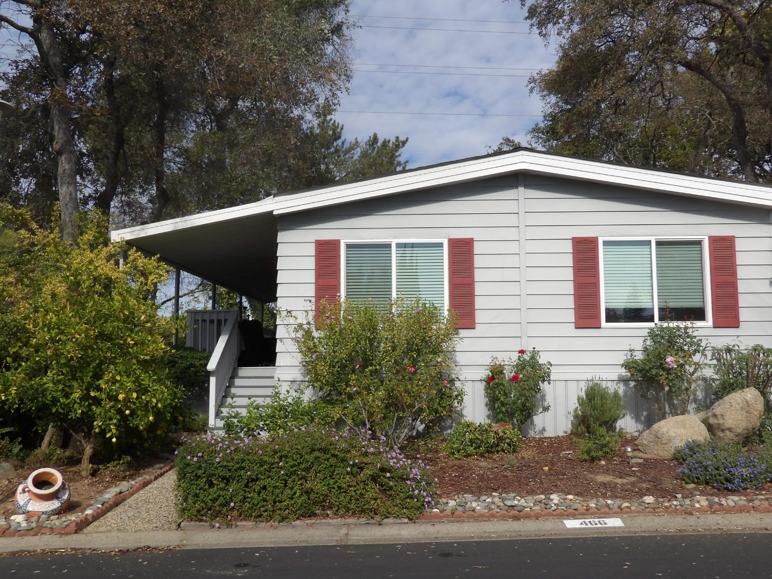 Detail Gallery Image 2 of 64 For 466 Nugget Dr, Folsom,  CA 95630 - 2 Beds | 2 Baths