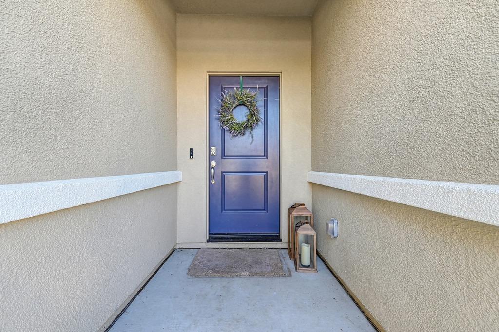 Detail Gallery Image 4 of 37 For 1314 Heartland Dr, Plumas Lake,  CA 95961 - 3 Beds | 2 Baths