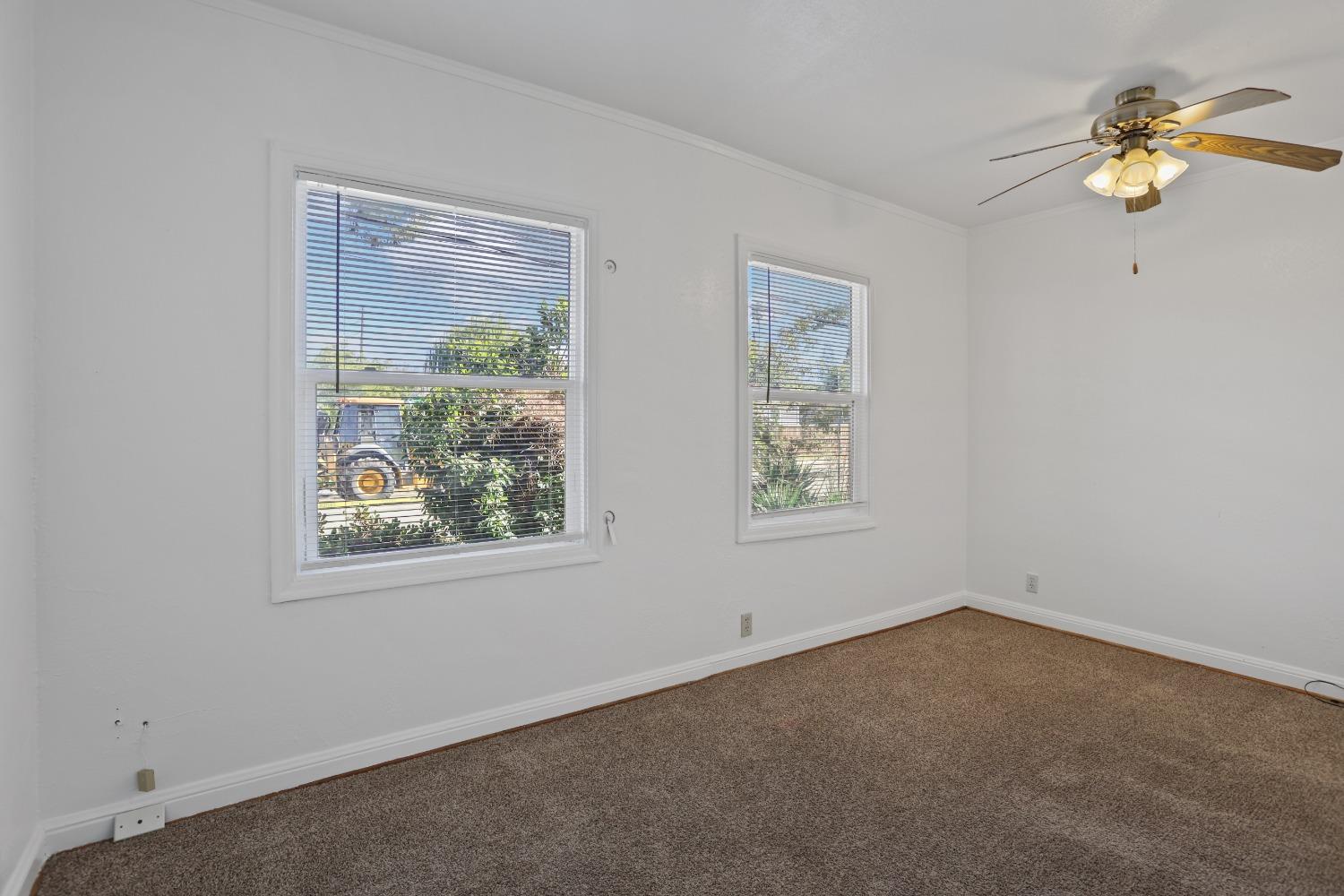 Detail Gallery Image 15 of 25 For 1802 W Harding Way, Stockton,  CA 95203 - 3 Beds | 2 Baths