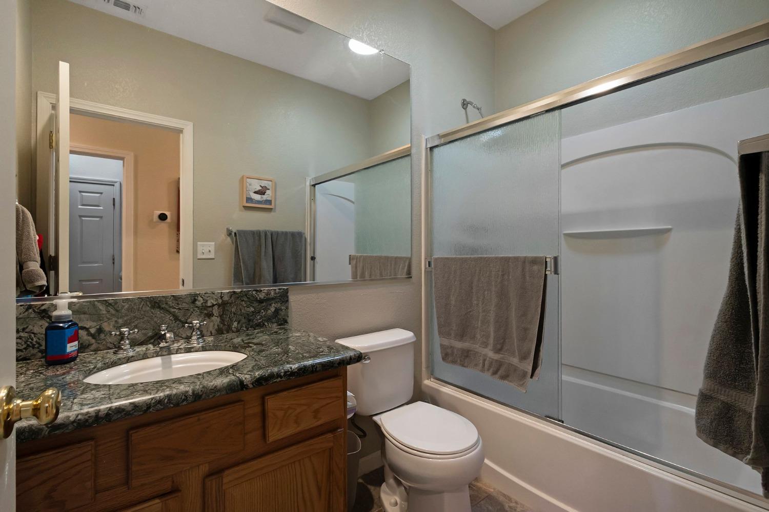 Detail Gallery Image 23 of 33 For 2366 Arizona Way, Yuba City,  CA 95991 - 3 Beds | 2 Baths