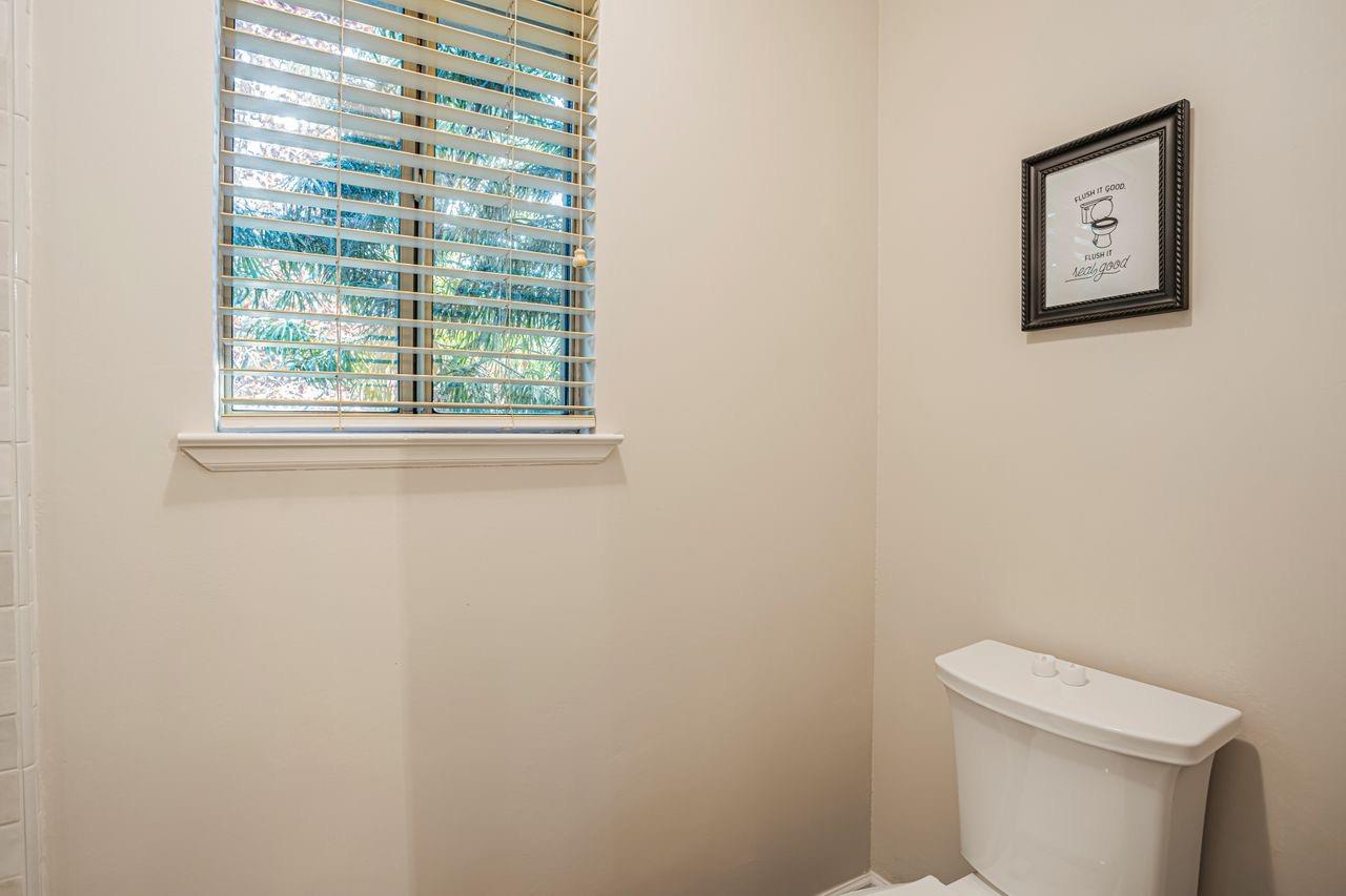 Detail Gallery Image 39 of 59 For 9466 San Paulo Cir, Elk Grove,  CA 95624 - 4 Beds | 2/1 Baths