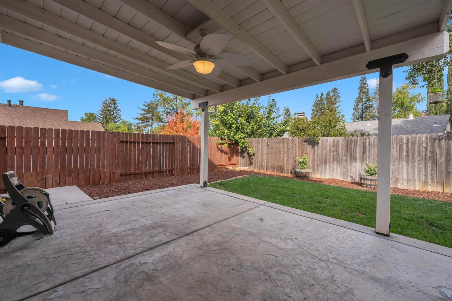 Detail Gallery Image 42 of 46 For 9247 Blue Oak Dr, Orangevale,  CA 95662 - 4 Beds | 2/1 Baths