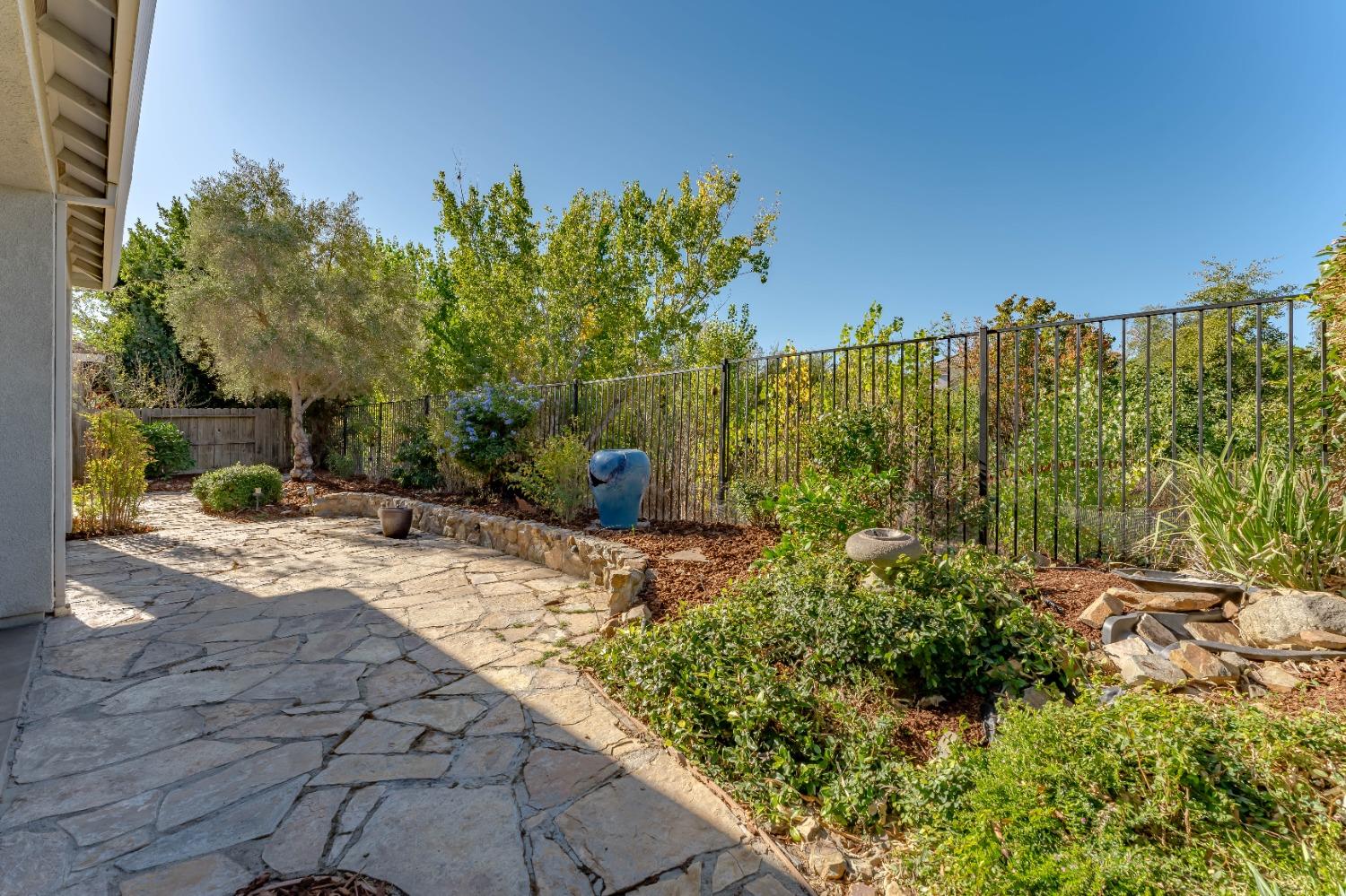 Detail Gallery Image 41 of 78 For 3130 Four Seasons Dr, El Dorado Hills,  CA 95762 - 2 Beds | 2/1 Baths