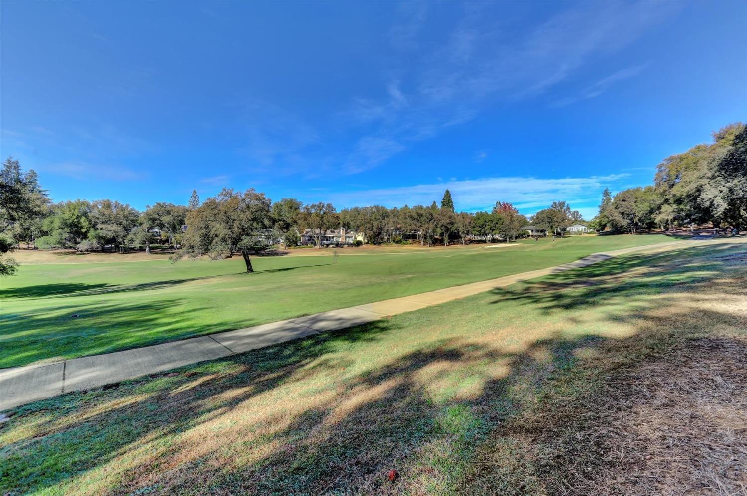 Detail Gallery Image 41 of 51 For 12486 Lake Wildwood Dr, Penn Valley,  CA 95946 - 3 Beds | 2/1 Baths