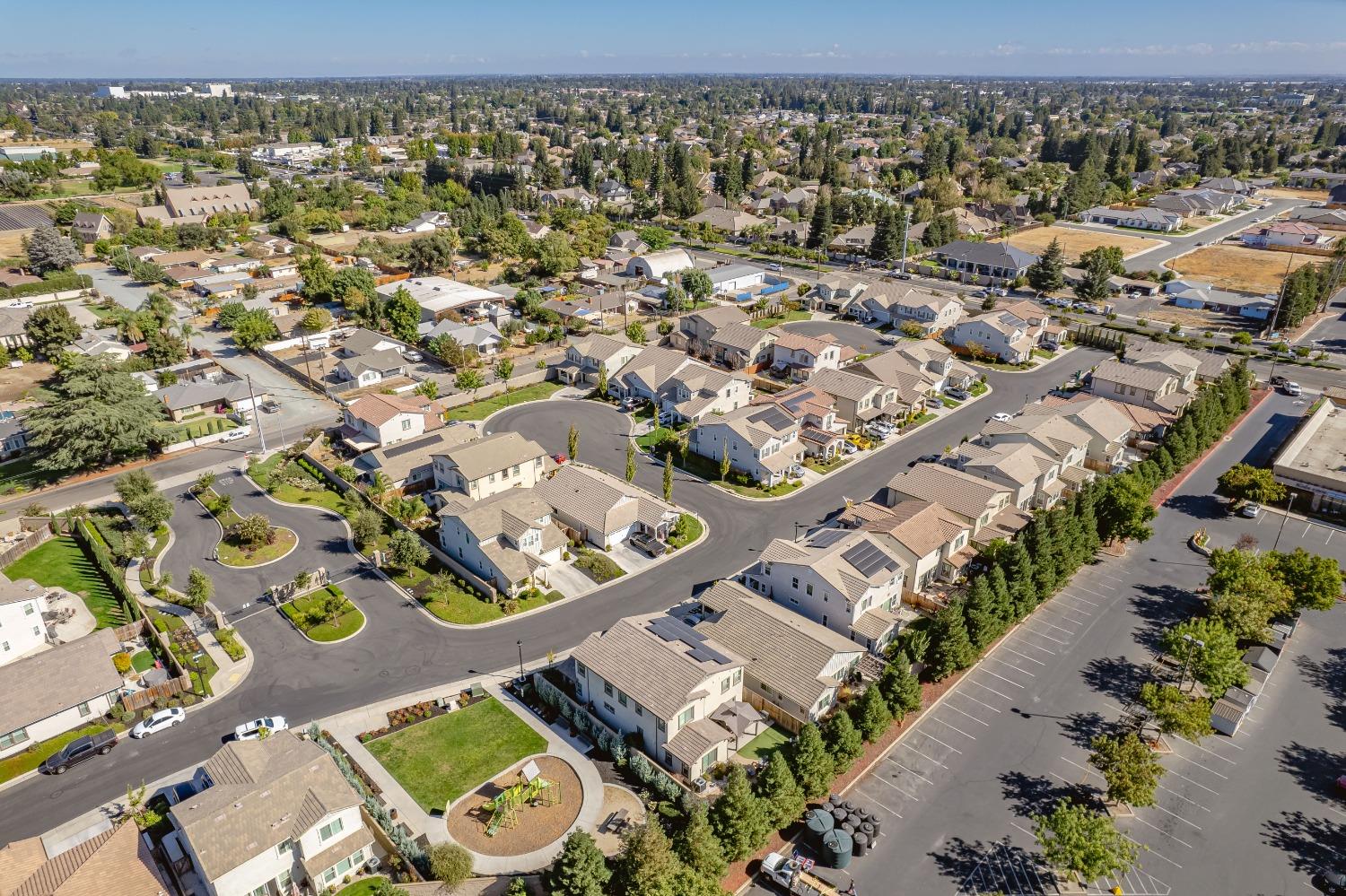 Detail Gallery Image 41 of 44 For 2618 Chardonnay Ln, Lodi,  CA 95242 - 5 Beds | 3 Baths