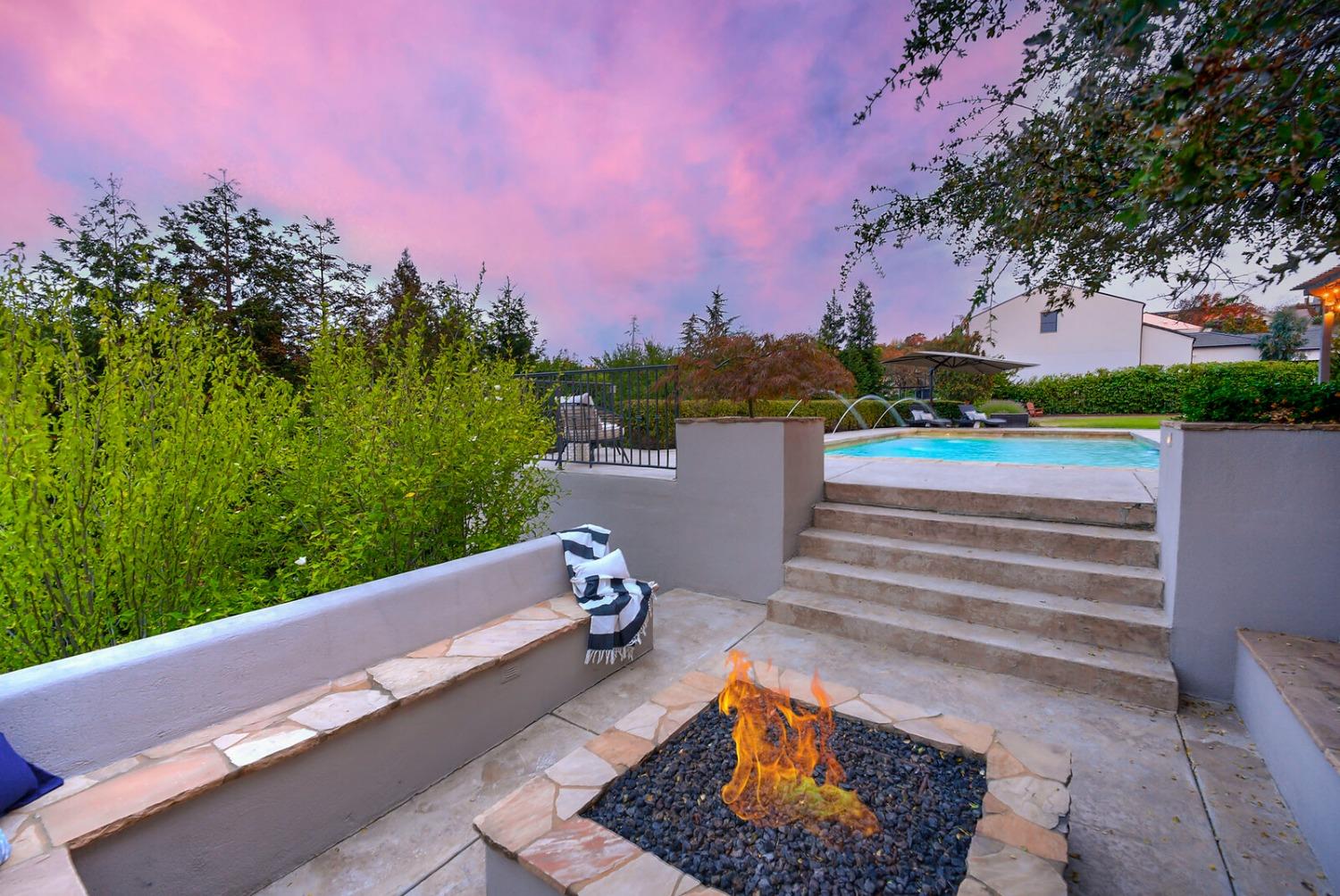 Detail Gallery Image 12 of 85 For 613 Thalassa, El Dorado Hills,  CA 95762 - 6 Beds | 4/1 Baths