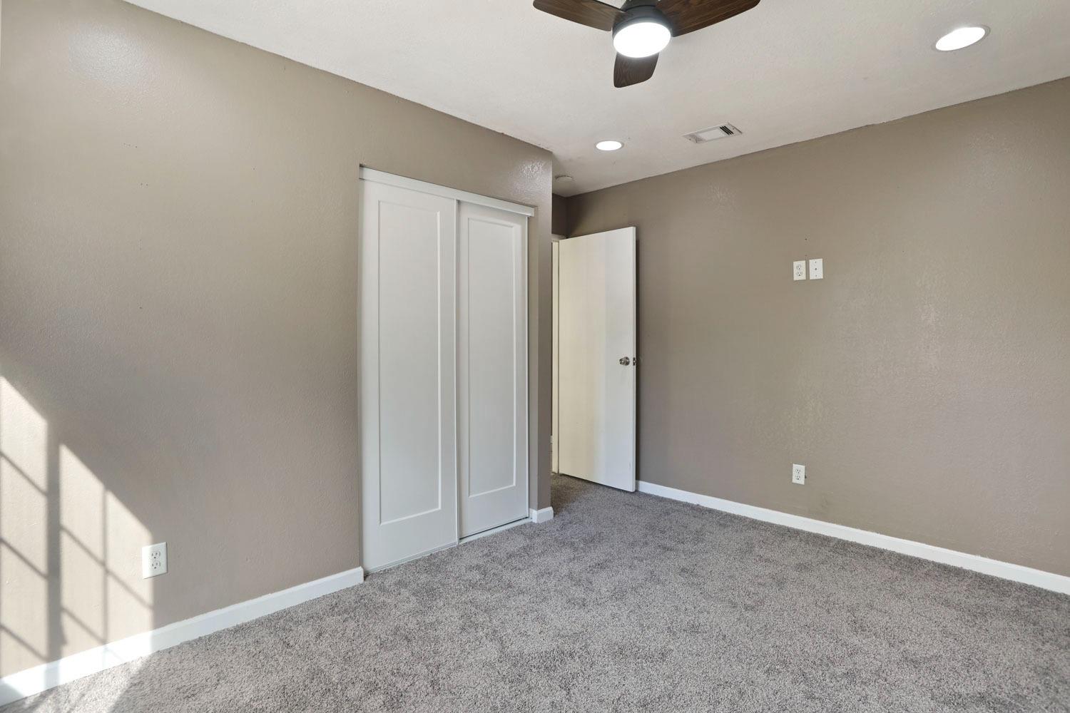 Detail Gallery Image 20 of 31 For 16201 Julie Ln, Lathrop,  CA 95330 - 3 Beds | 2 Baths