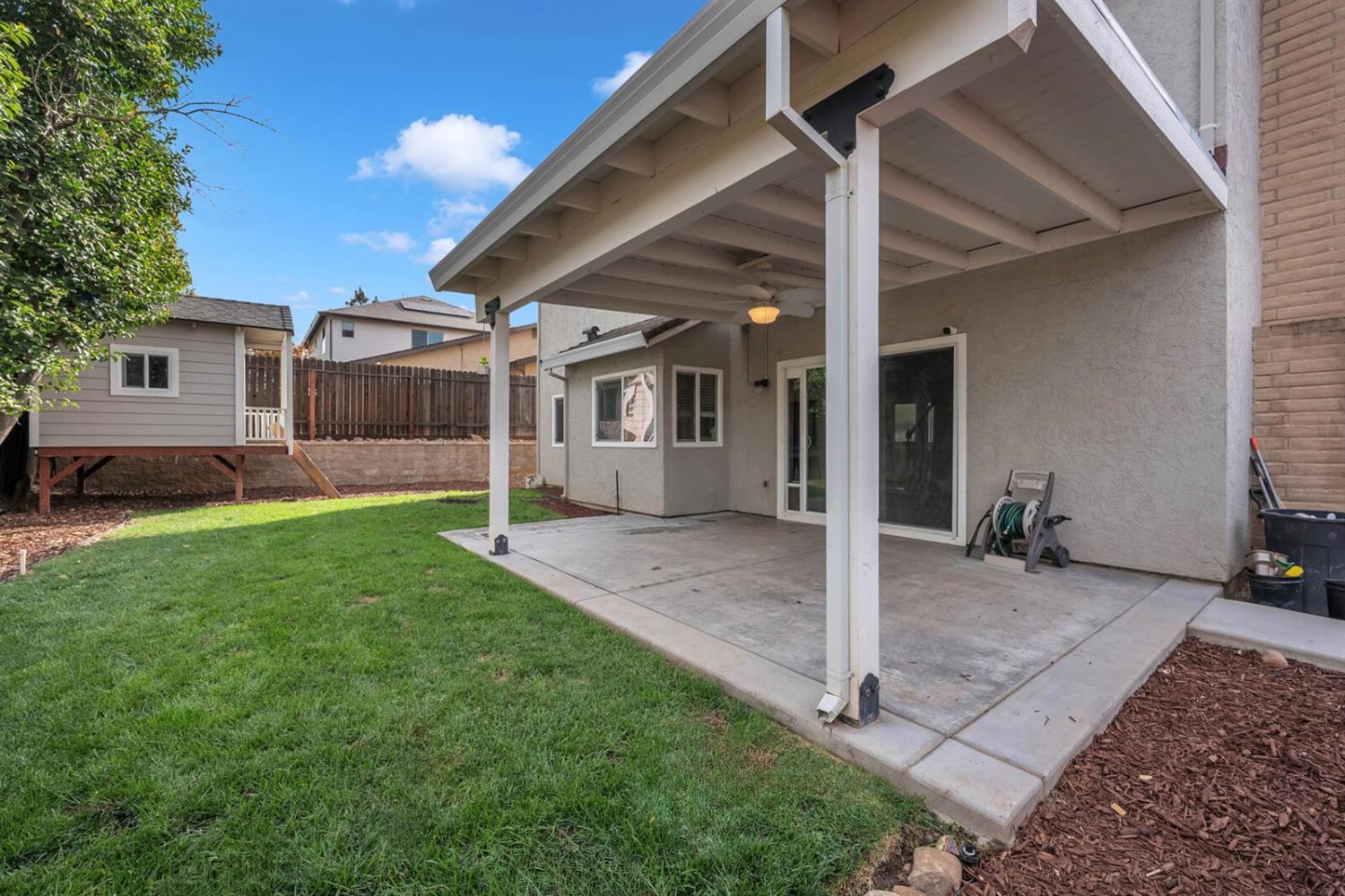 Detail Gallery Image 40 of 46 For 9247 Blue Oak Dr, Orangevale,  CA 95662 - 4 Beds | 2/1 Baths