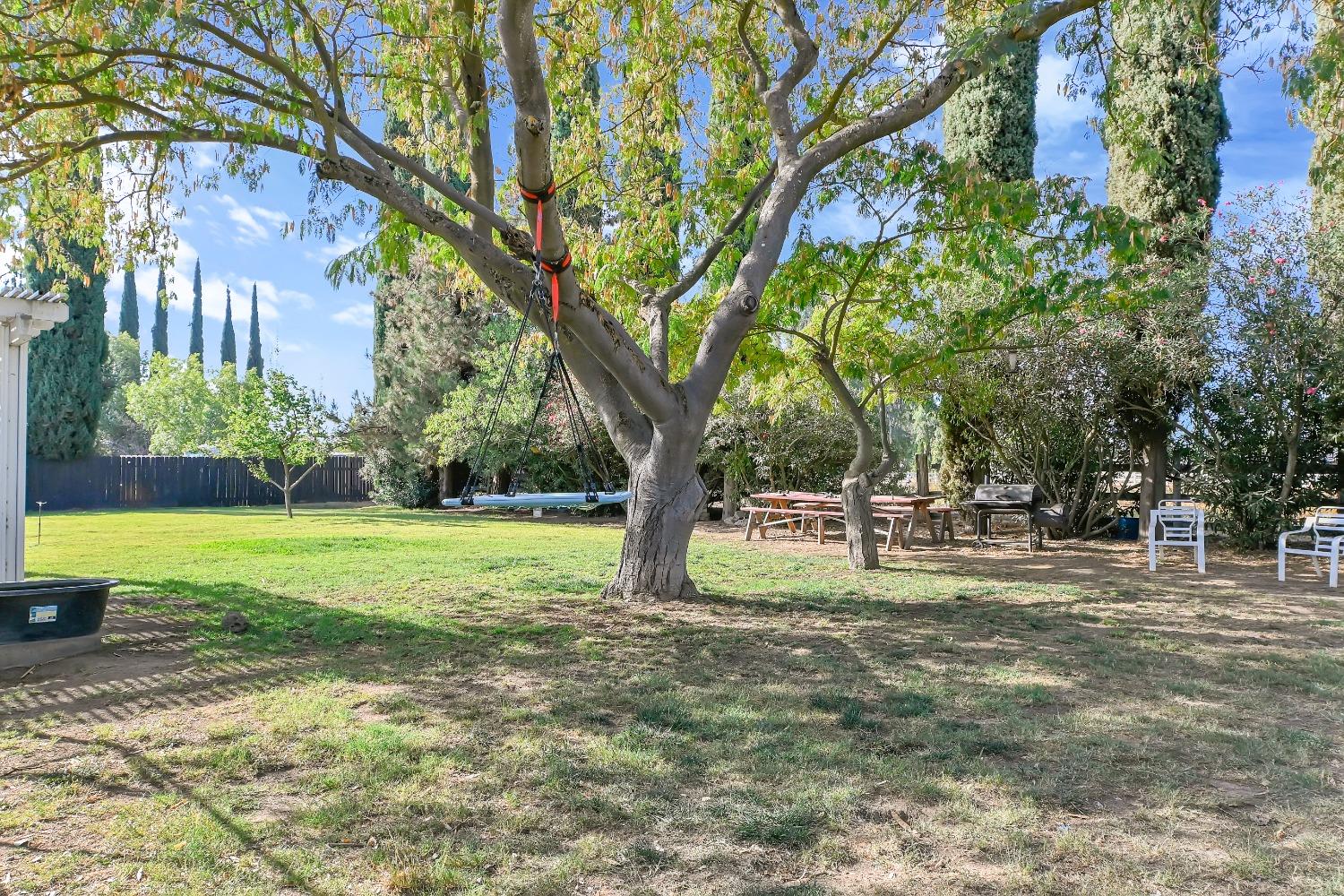 Detail Gallery Image 7 of 41 For 3141 S Walton Ave, Yuba City,  CA 95993 - 3 Beds | 2 Baths